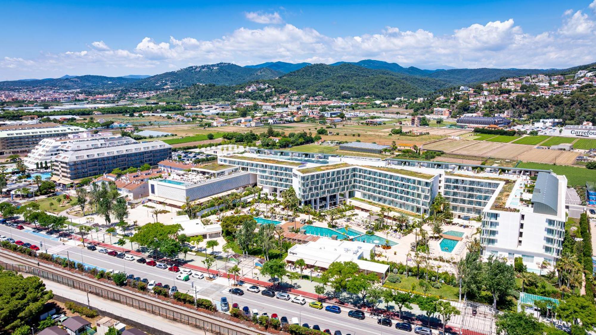 Atzavara Hotel & Spa Santa Susanna Exterior foto Aerial view of the hotel